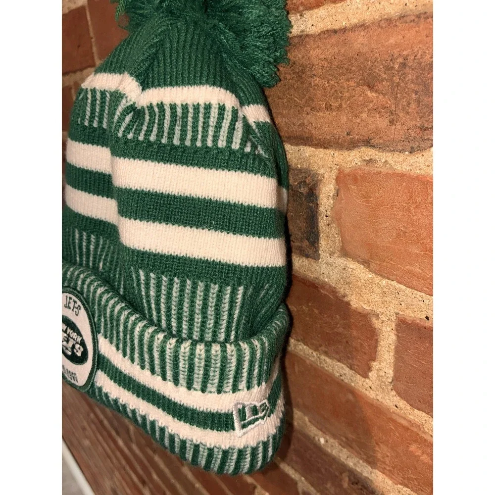 NY Jets Green‎ White Pom Beanie Knit Cuffed Hat Adult